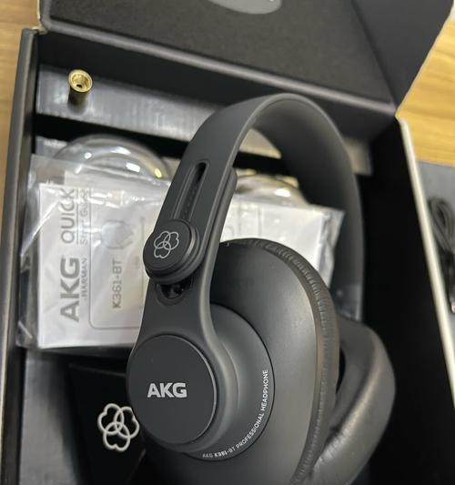 探索AKG545耳机的音质与舒适性（重新定义音乐体验，让你沉浸其中）