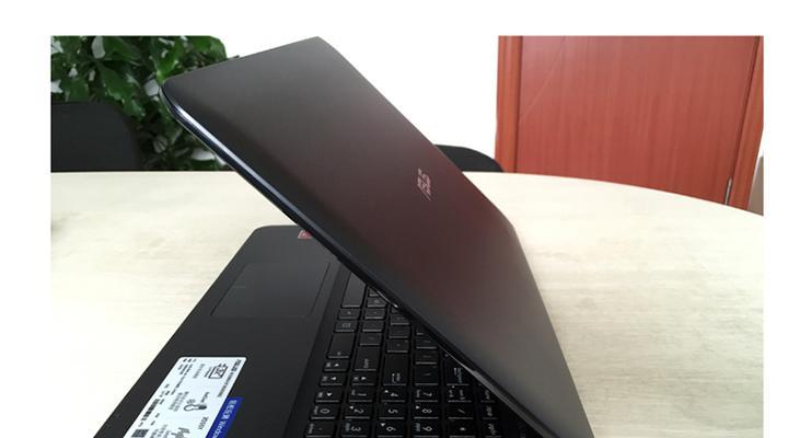 x555yi7310的全面评测（一款性能出色的手机推荐）